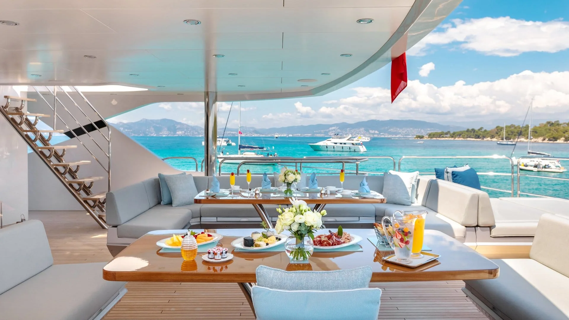 ARADOS - photo 14 location yacht Saint-Tropez