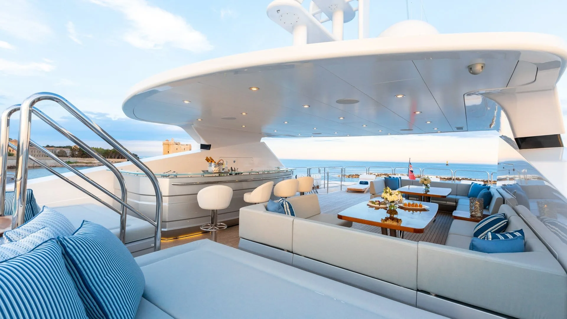 ARADOS - photo 15 location yacht Saint-Tropez