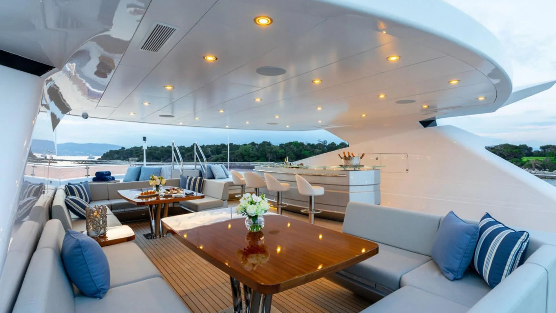 ARADOS - photo 16 location yacht Saint-Tropez
