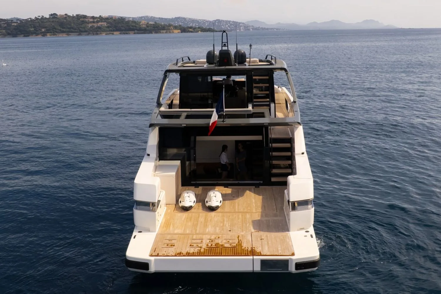 BLUEGAME BGX63 - photo 6 location yacht Saint-Tropez