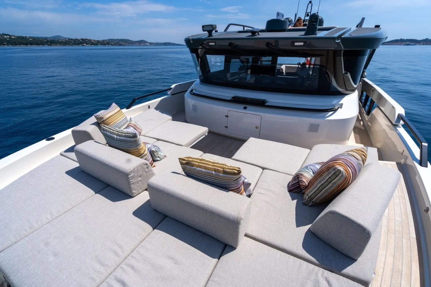 BLUEGAME BGX63 - photo 11 location yacht Saint-Tropez