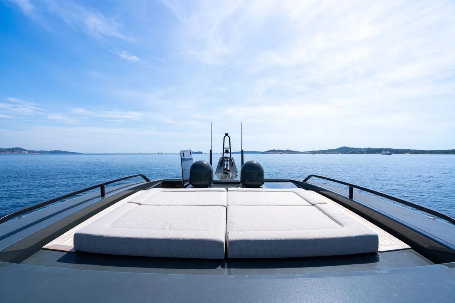 BLUEGAME BGX63 - photo 13 location yacht Saint-Tropez