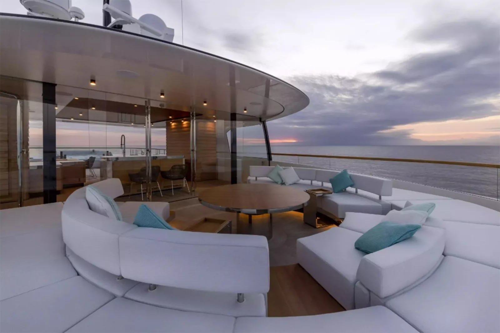C - photo 8 location yacht Saint-Tropez