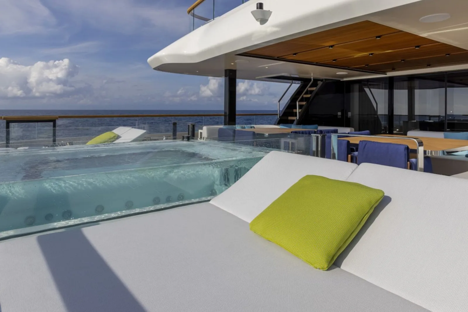 C - photo 12 location yacht Saint-Tropez
