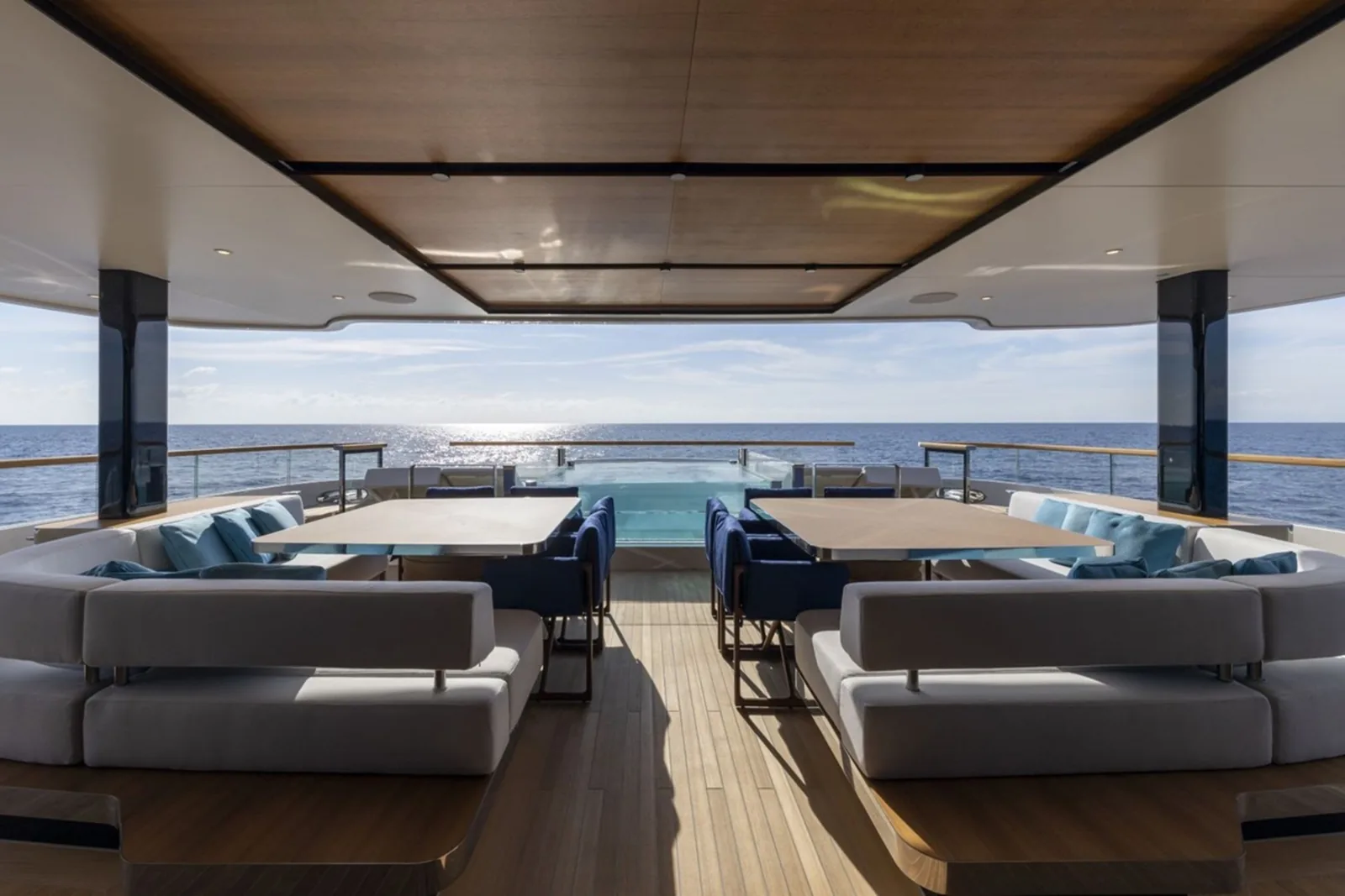 C - photo 14 location yacht Saint-Tropez