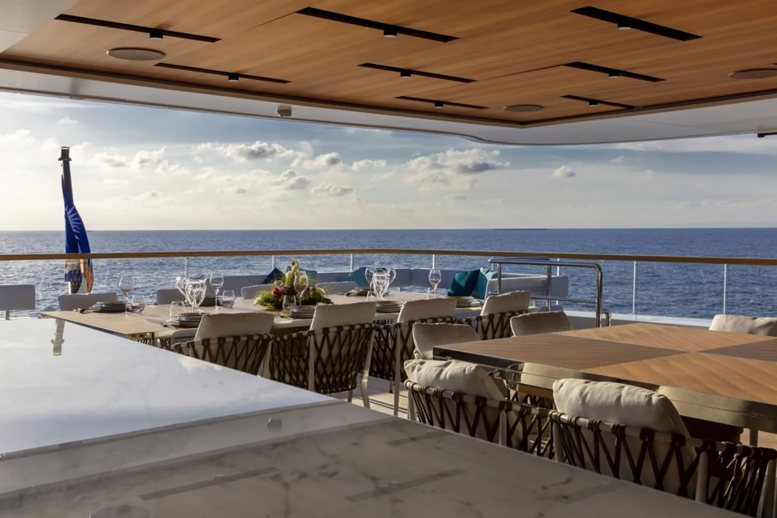 C - photo 17 location yacht Saint-Tropez