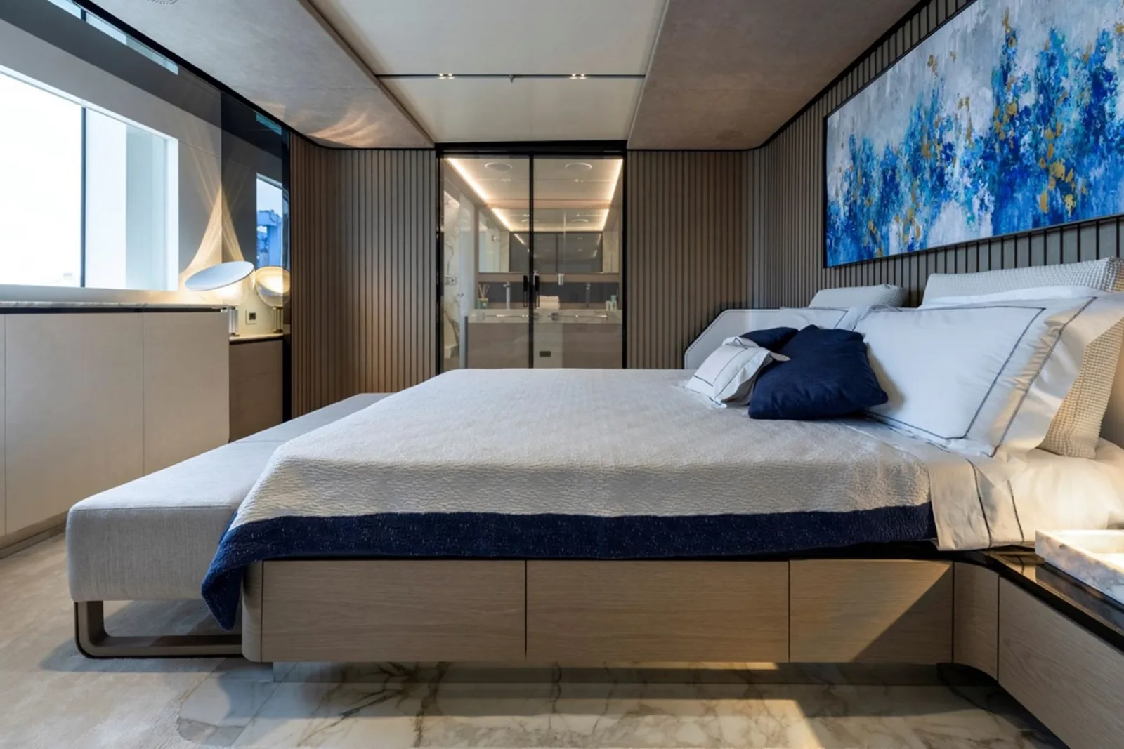 C - photo 32 location yacht Saint-Tropez
