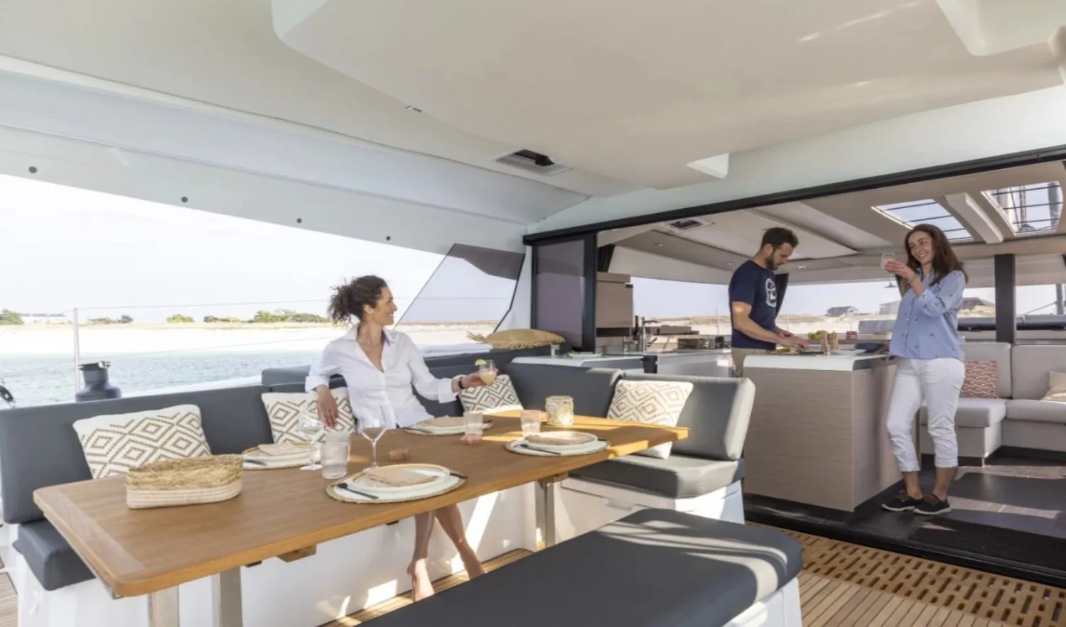CATAMARAN AURA 51 - photo 8 location yacht Saint-Tropez