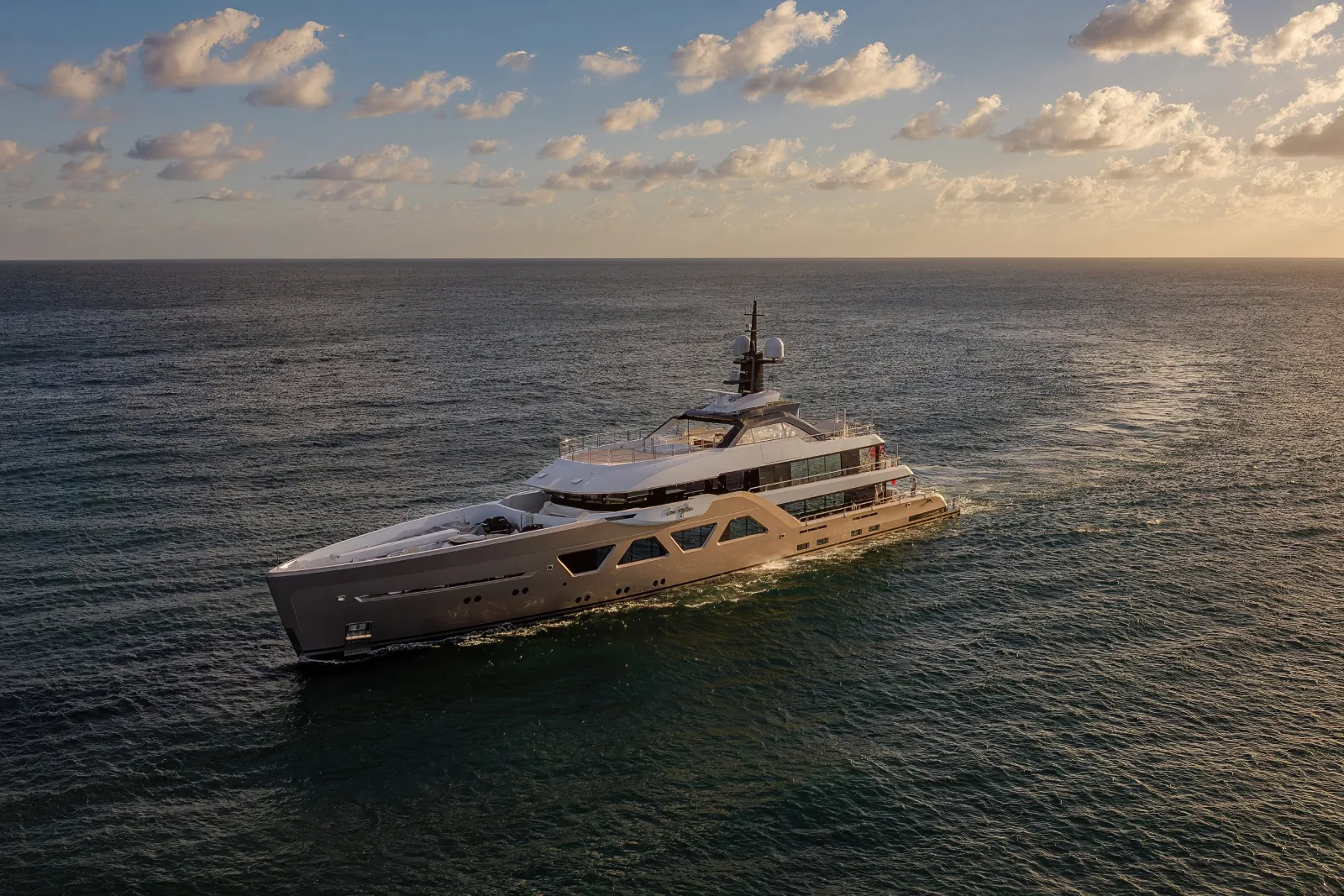 COME TOGETHER - photo 8 location yacht Saint-Tropez