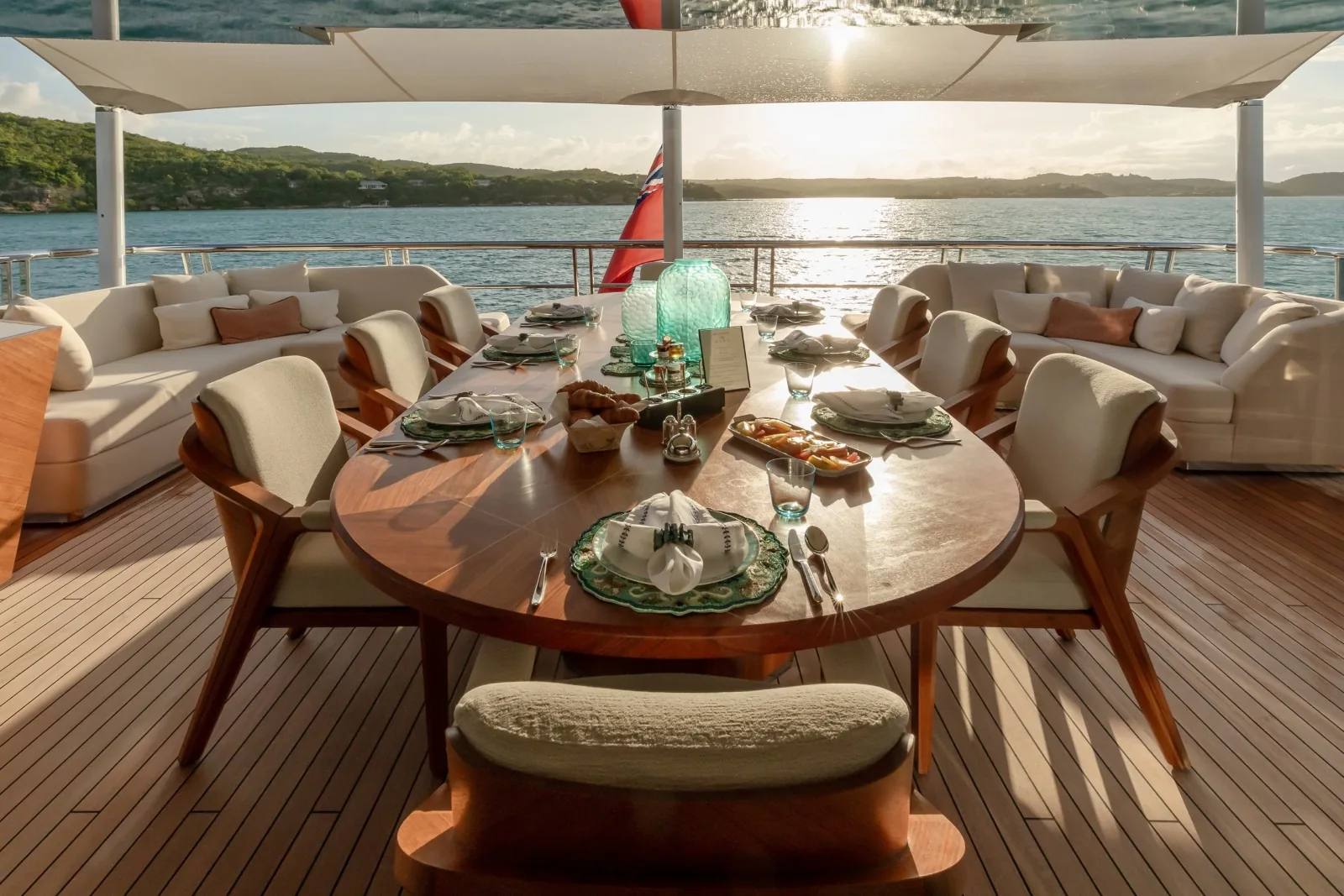 COME TOGETHER - photo 11 location yacht Saint-Tropez