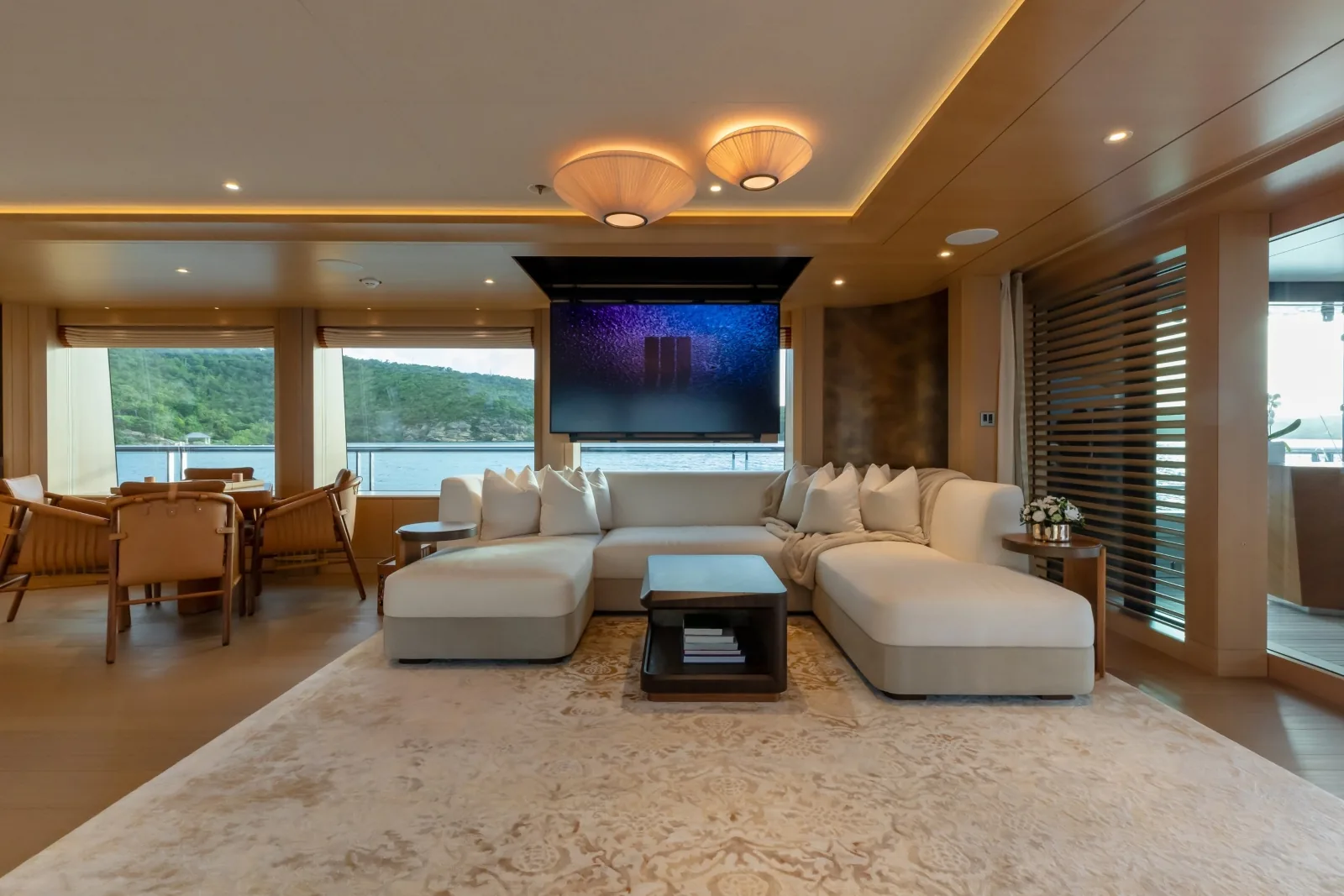 COME TOGETHER - photo 18 location yacht Saint-Tropez