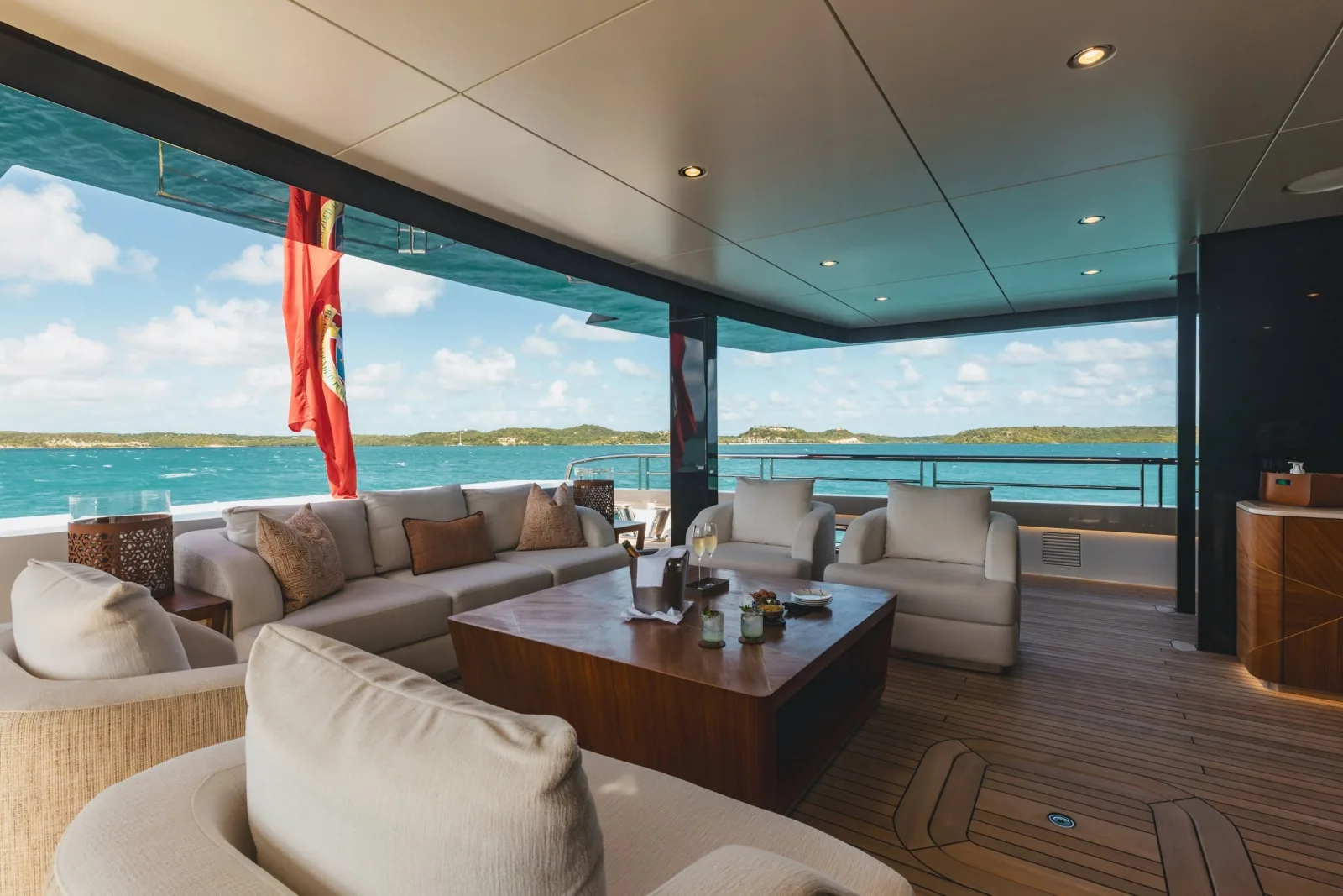 COME TOGETHER - photo 22 location yacht Saint-Tropez
