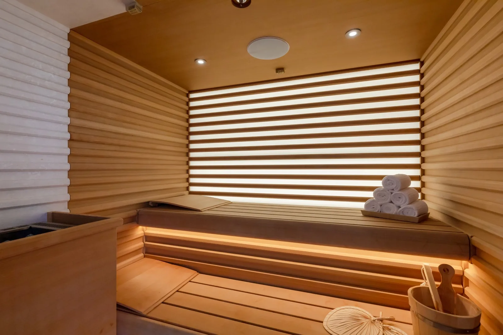 COME TOGETHER - photo 23 location yacht Saint-Tropez