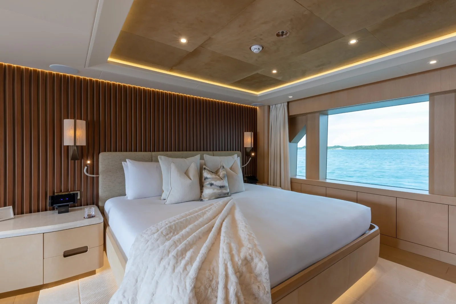 COME TOGETHER - photo 26 location yacht Saint-Tropez