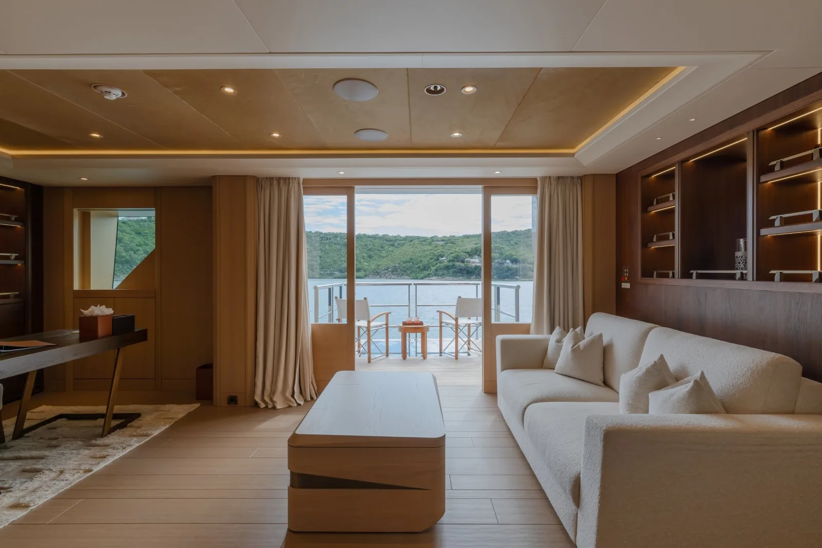 COME TOGETHER - photo 29 location yacht Saint-Tropez