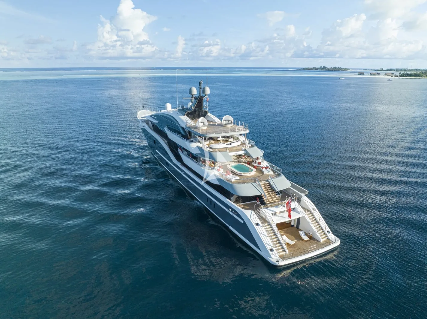DAR - photo 5 location yacht Saint-Tropez
