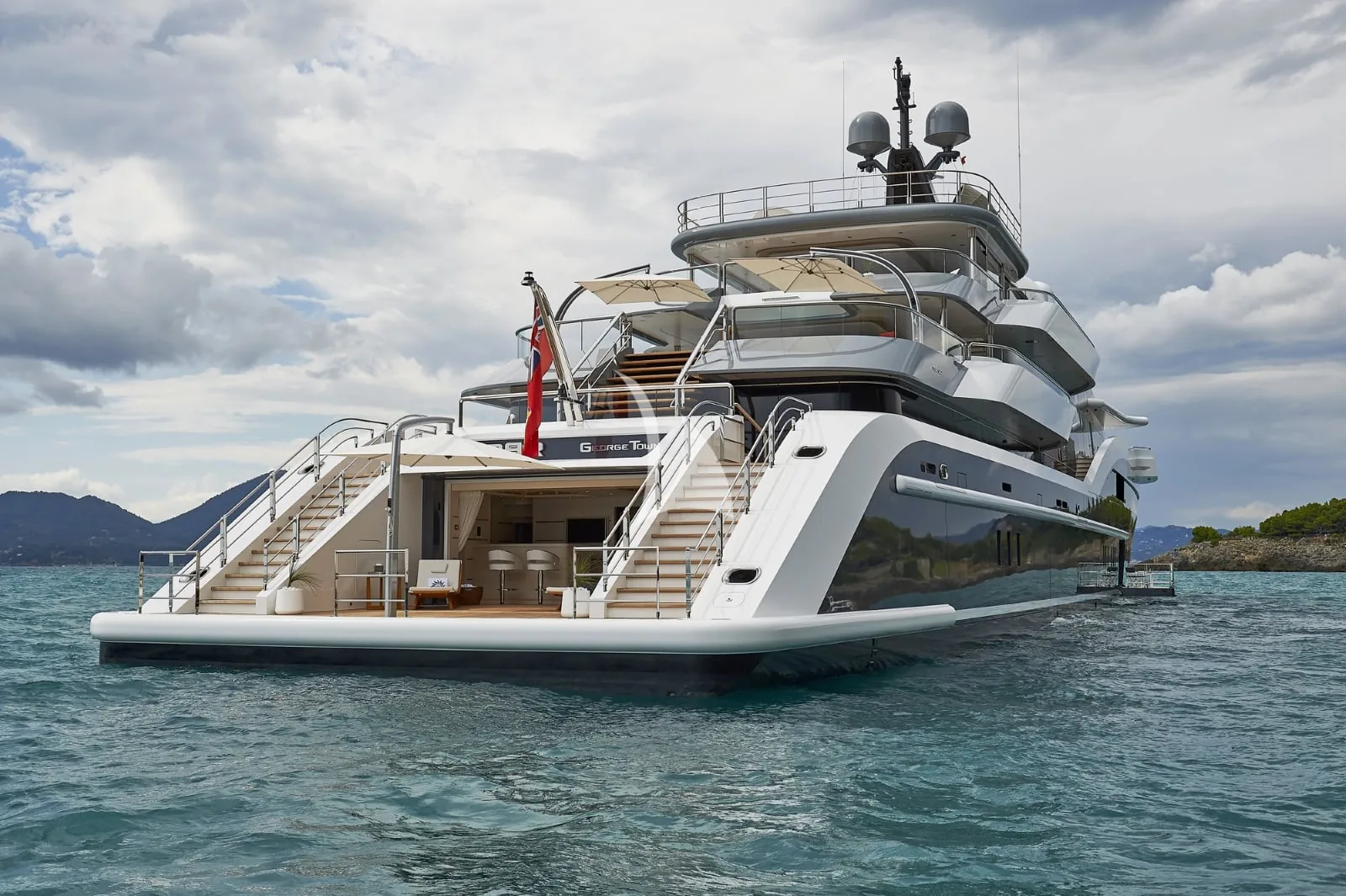 DAR - photo 18 location yacht Saint-Tropez