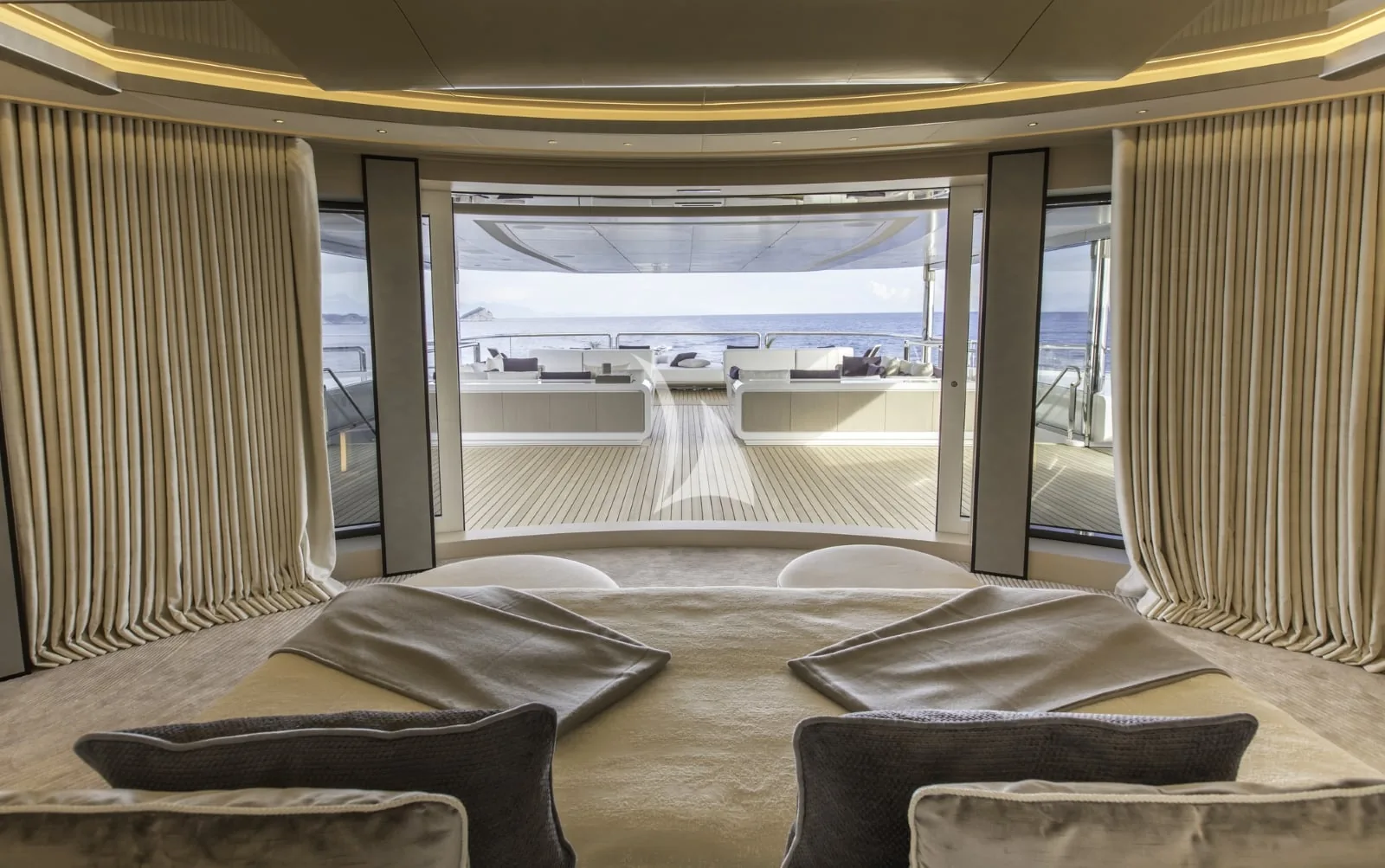 DAR - photo 33 location yacht Saint-Tropez