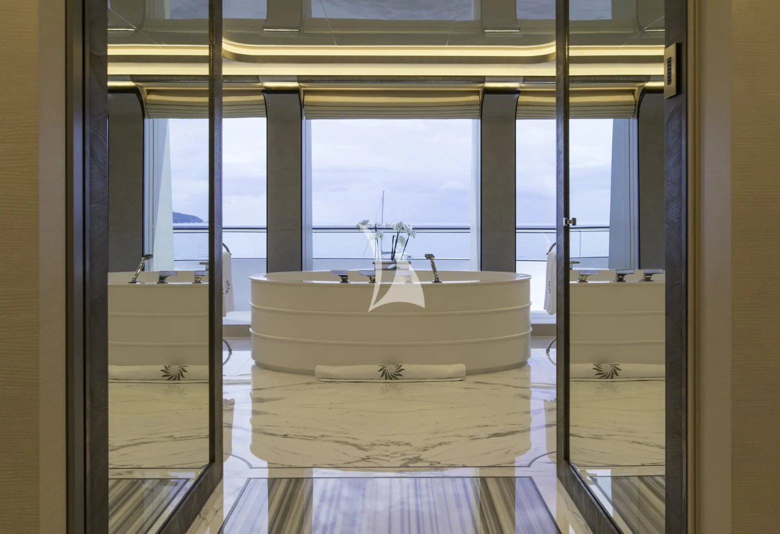 DAR - photo 35 location yacht Saint-Tropez
