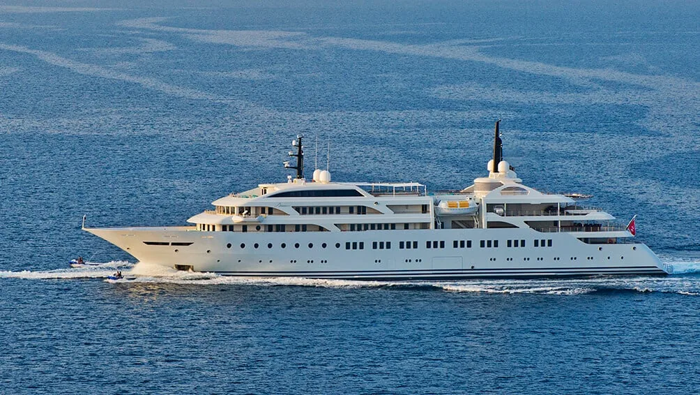 DREAM - photo 2 location yacht Saint-Tropez