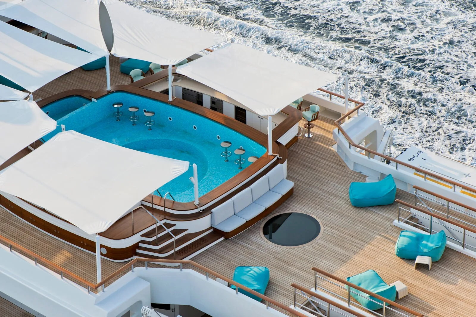 DREAM - photo 6 location yacht Saint-Tropez