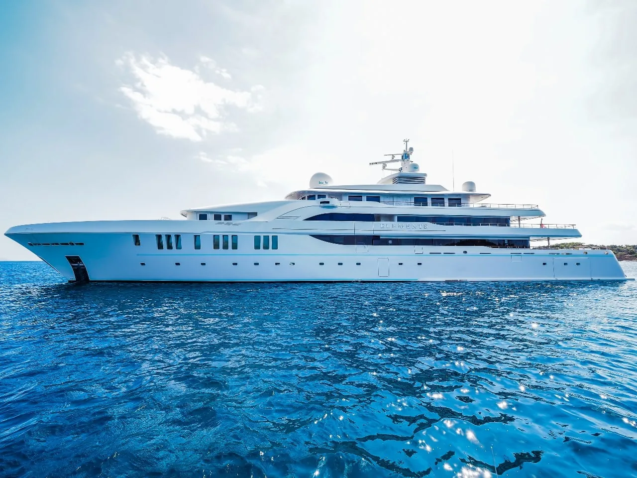 ELEMENTS - location yacht Saint-Tropez