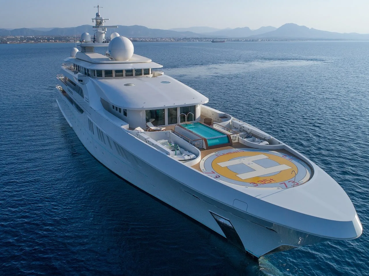 ELEMENTS - photo 8 location yacht Saint-Tropez