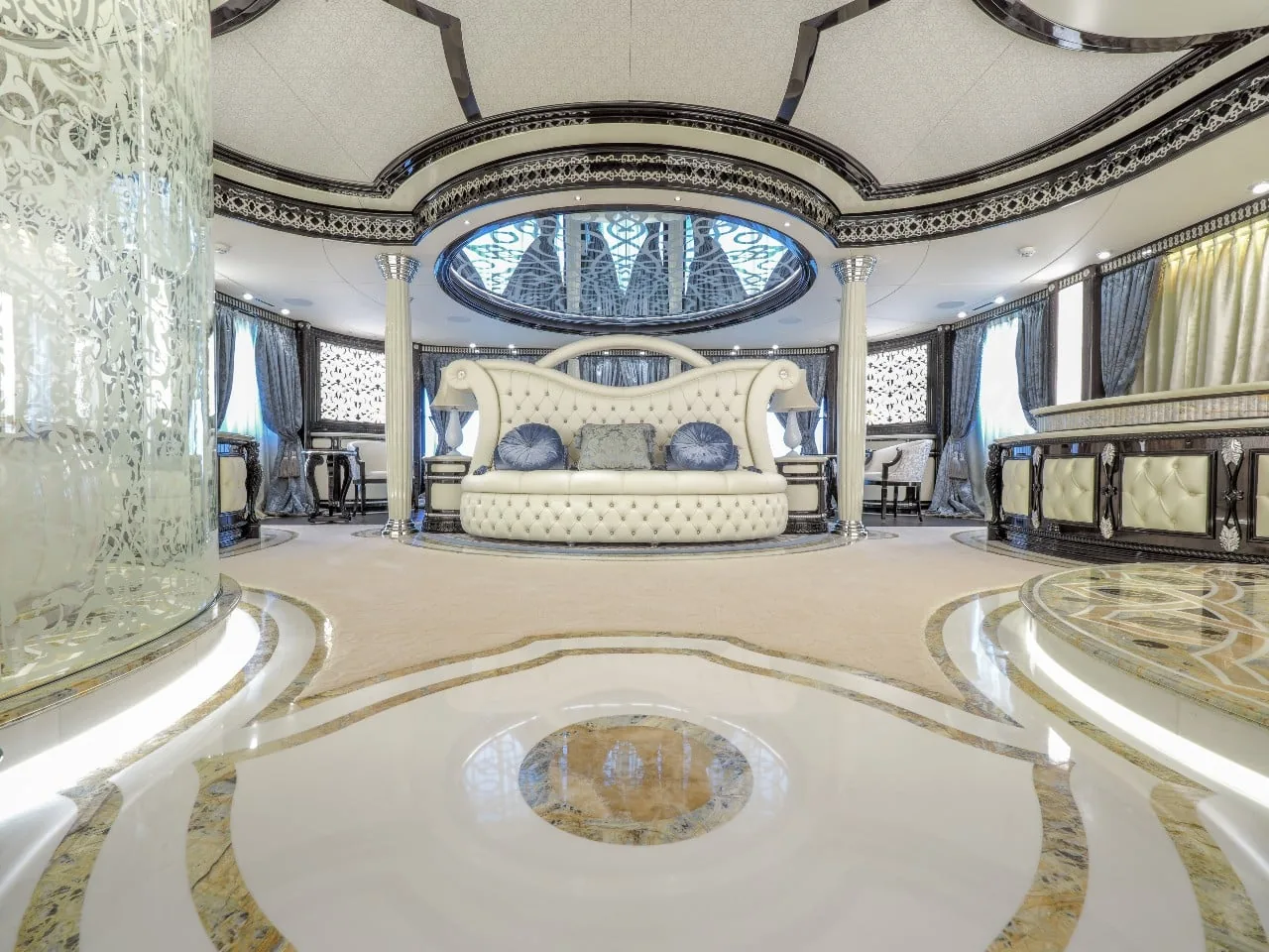 ELEMENTS - photo 11 location yacht Saint-Tropez