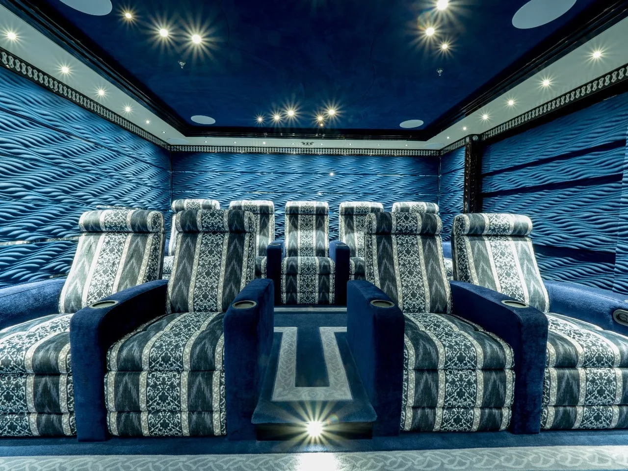 ELEMENTS - photo 13 location yacht Saint-Tropez