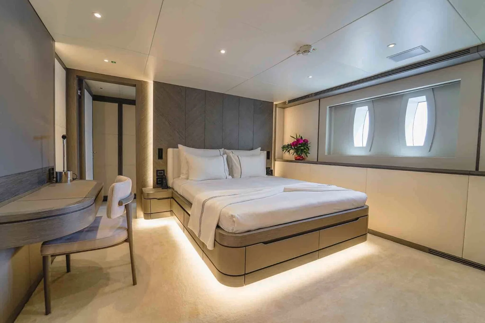 FORTUNA - photo 26 location yacht Saint-Tropez