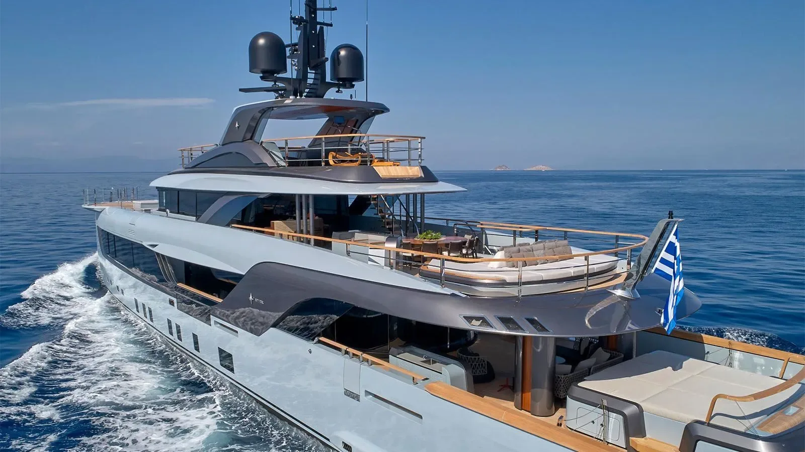 GECO - photo 13 location yacht Saint-Tropez