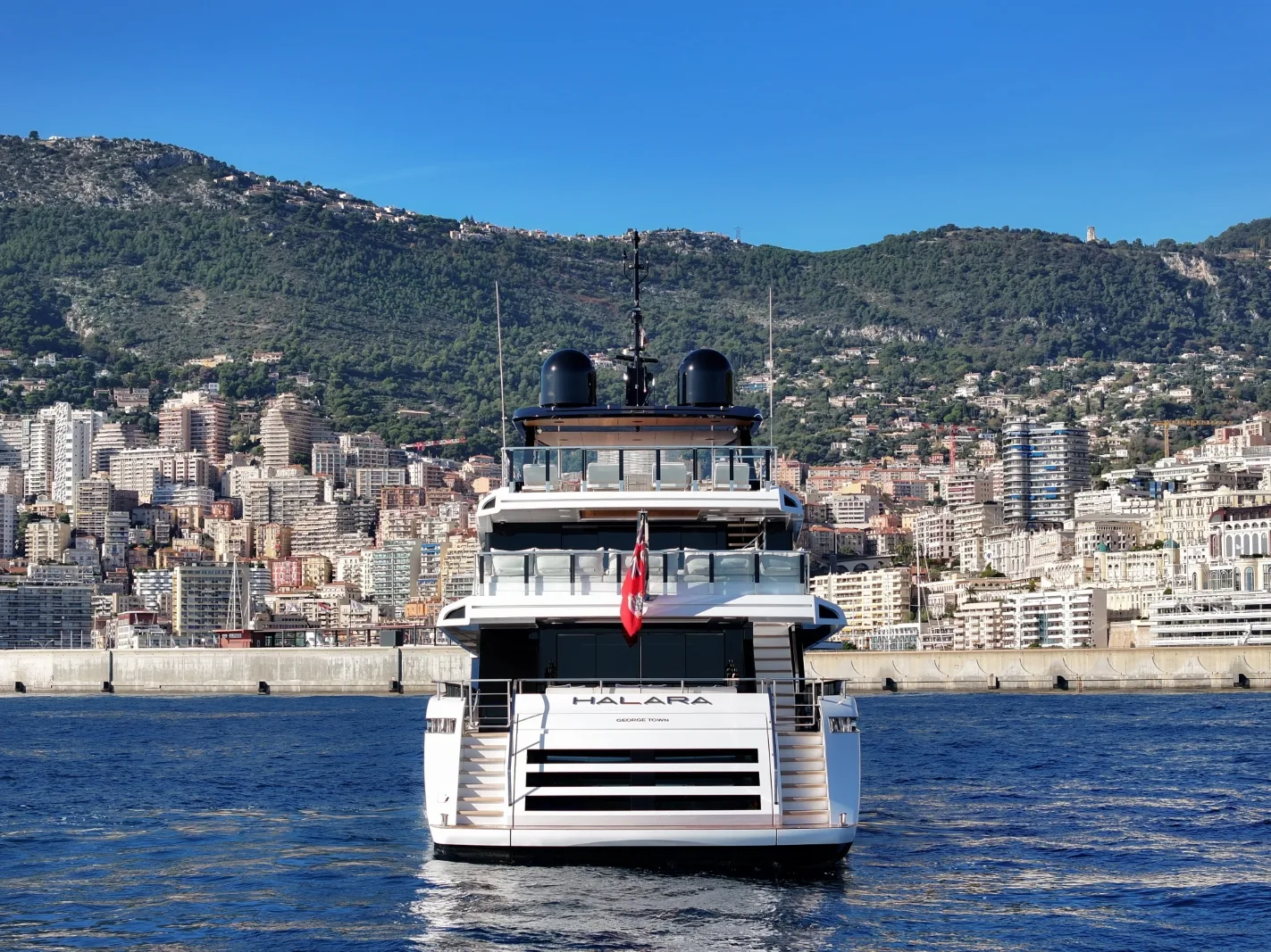 HALARA - photo 3 location yacht Saint-Tropez
