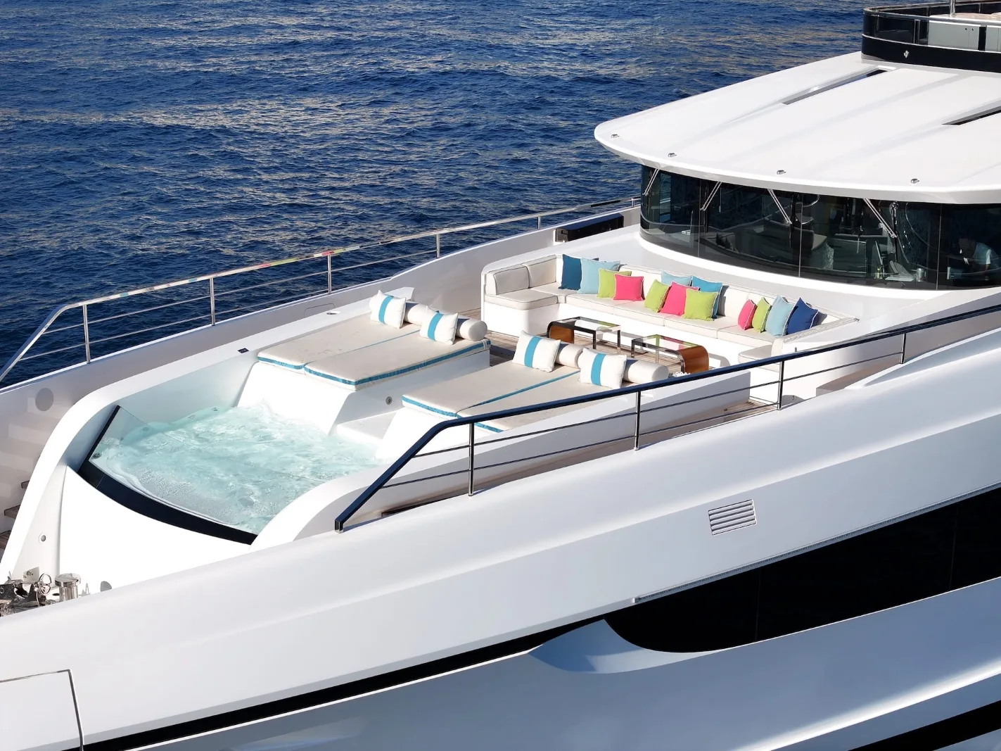 HALARA - photo 6 location yacht Saint-Tropez