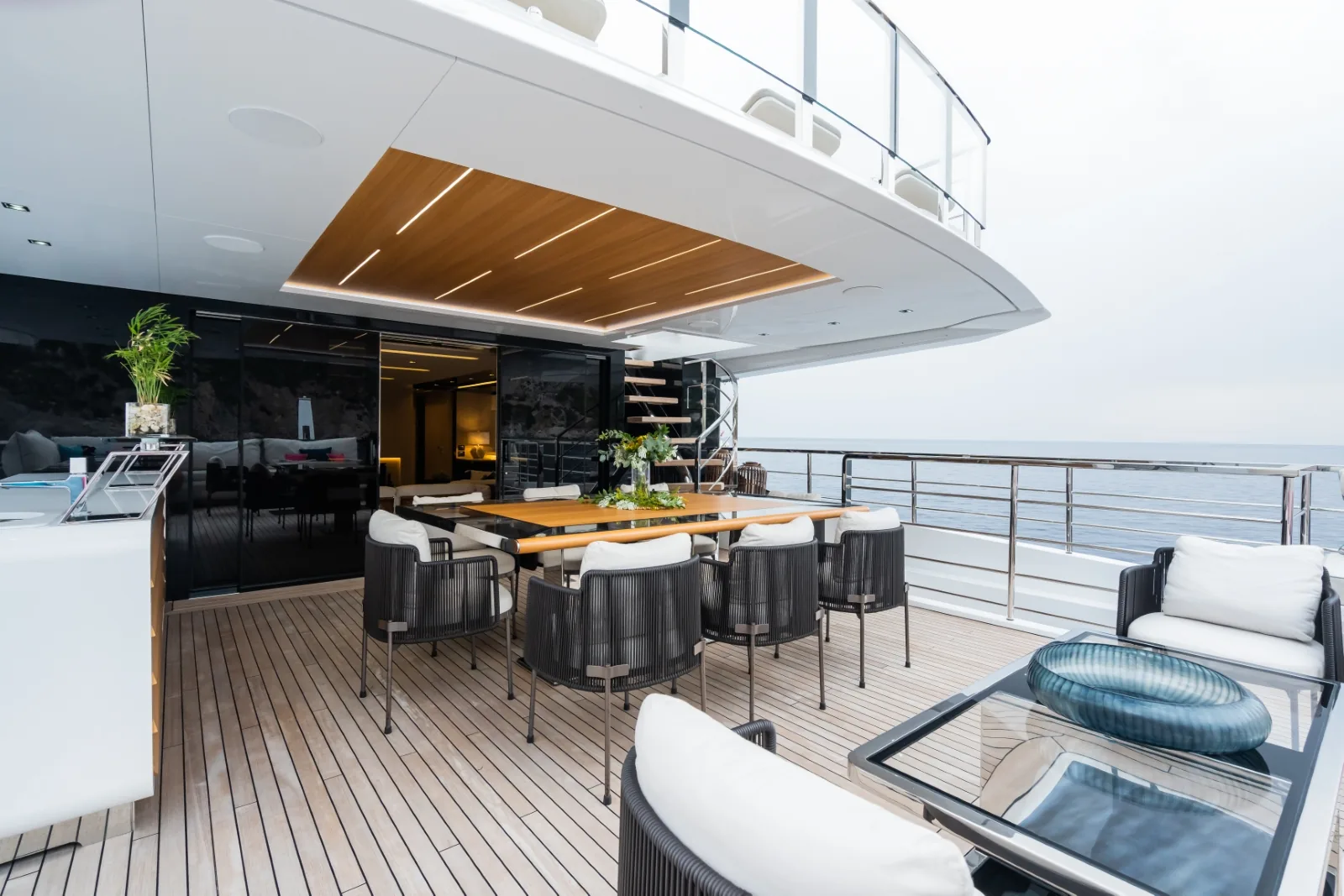 HALARA - photo 12 location yacht Saint-Tropez