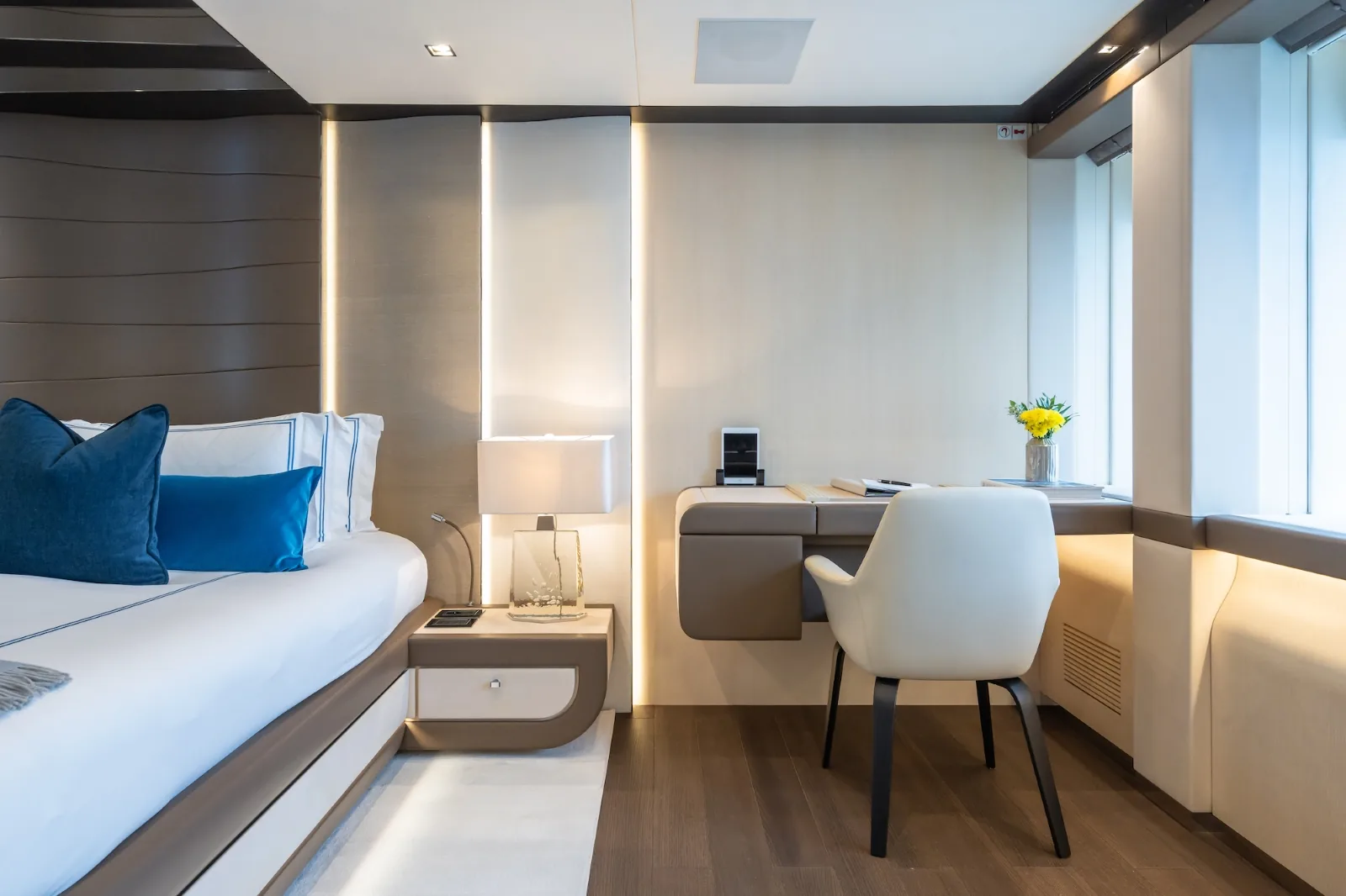 HALARA - photo 16 location yacht Saint-Tropez