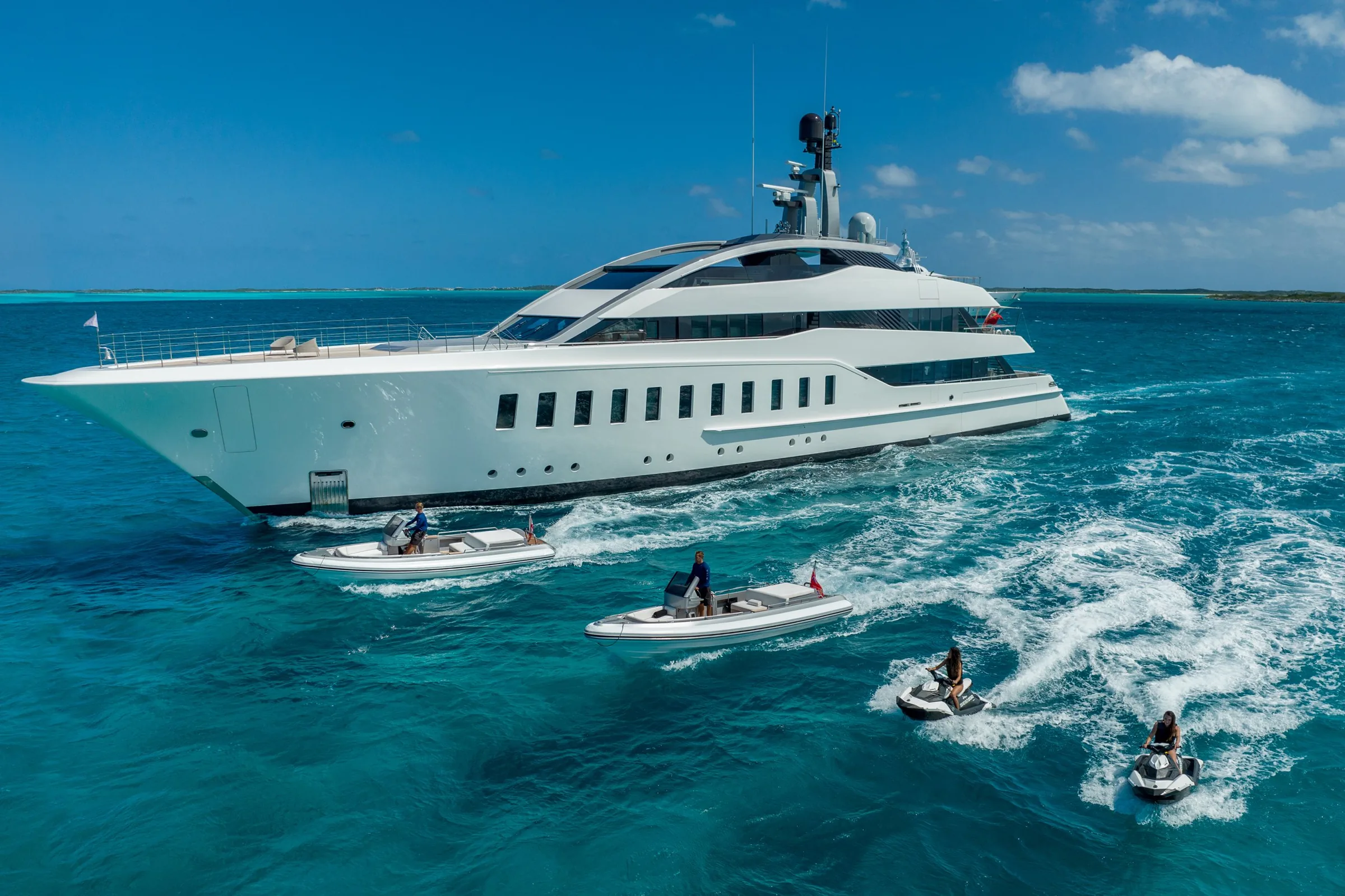 HALO - photo 13 location yacht Saint-Tropez