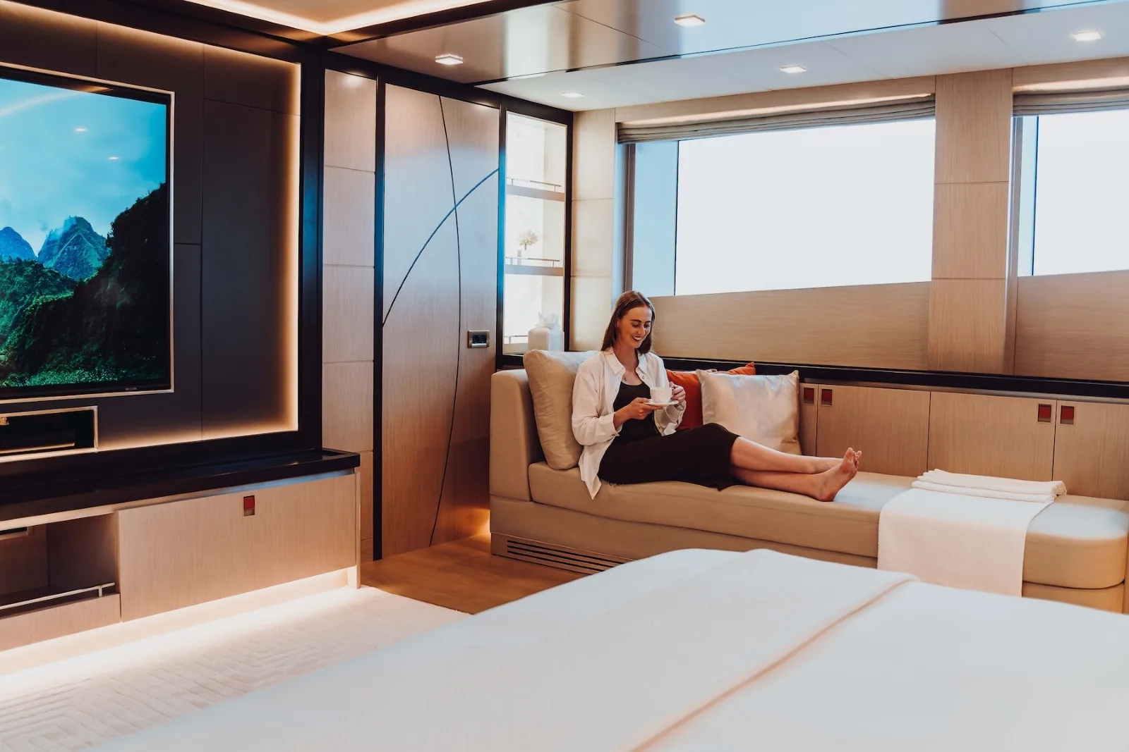 HEEUS - photo 32 location yacht Saint-Tropez