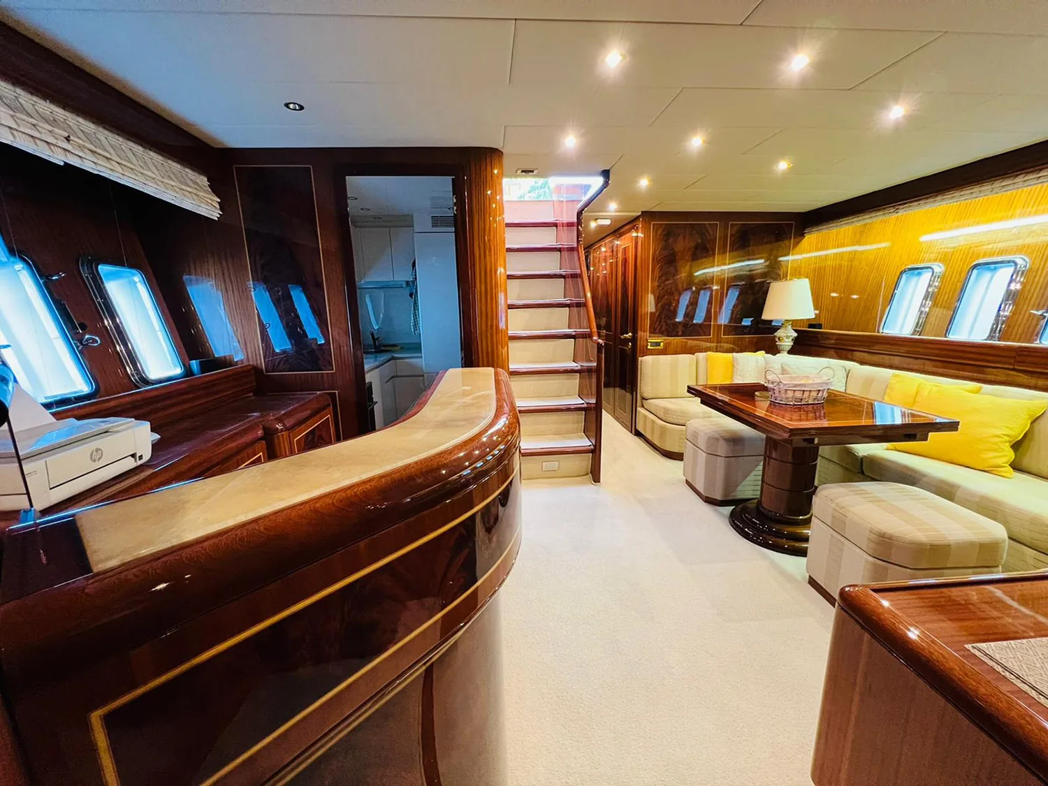 HELIOS - photo 14 location yacht Saint-Tropez