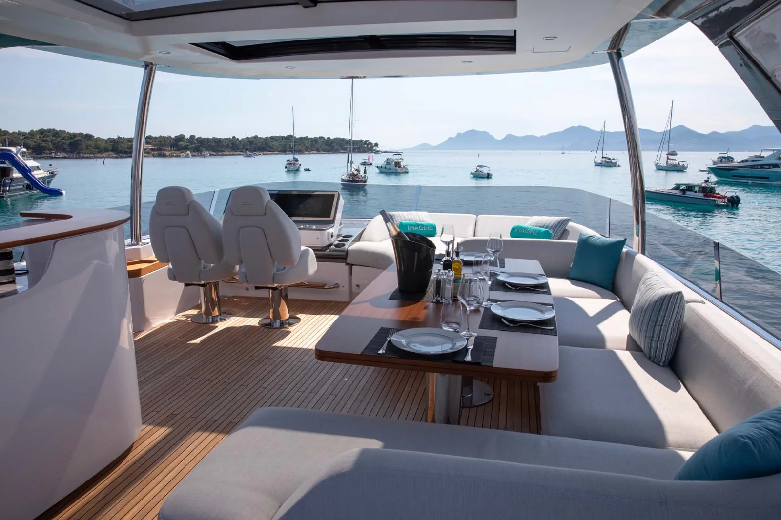 IMAGINE - photo 5 location yacht Saint-Tropez
