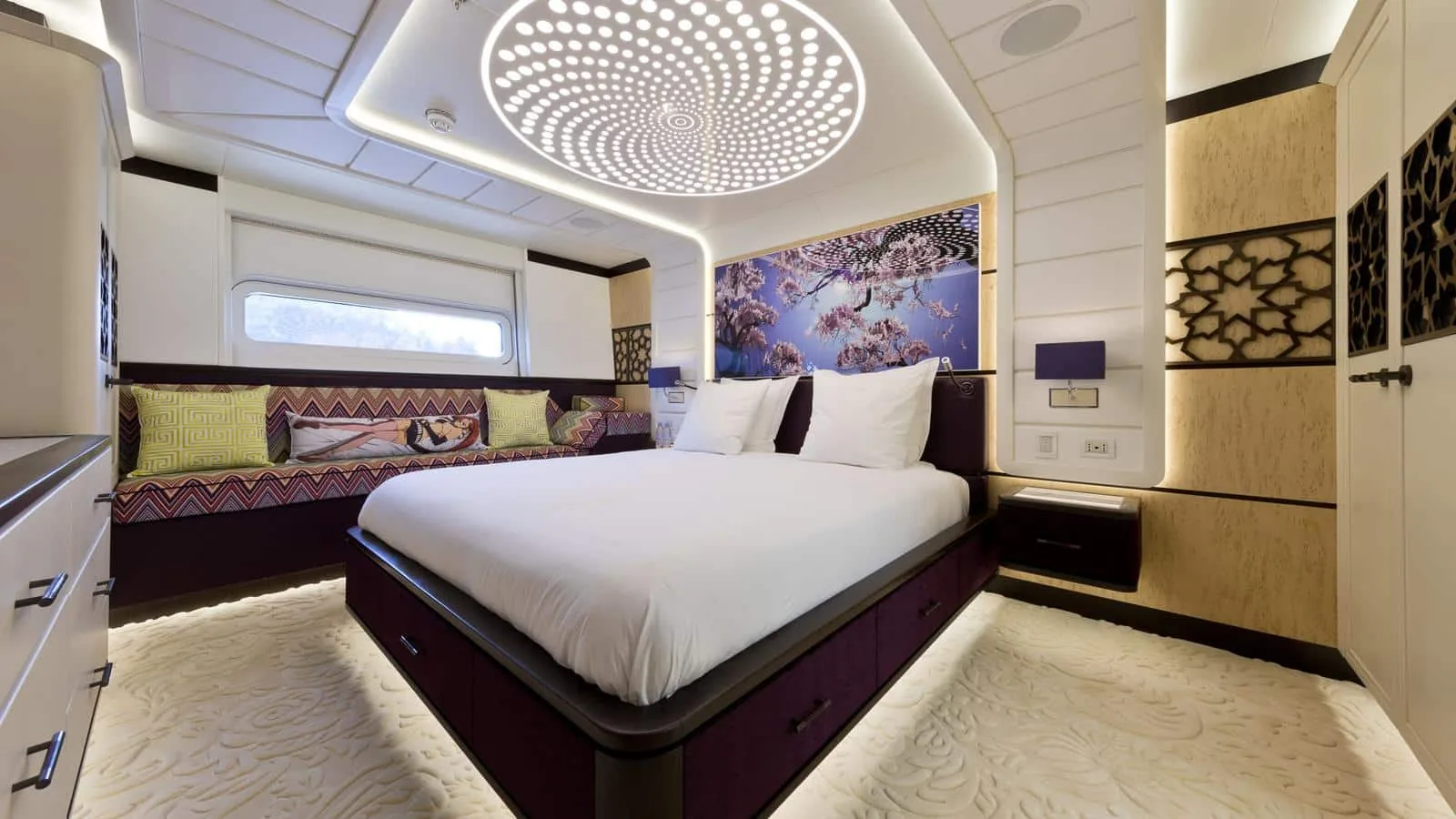 KHALILAH - photo 26 location yacht Saint-Tropez