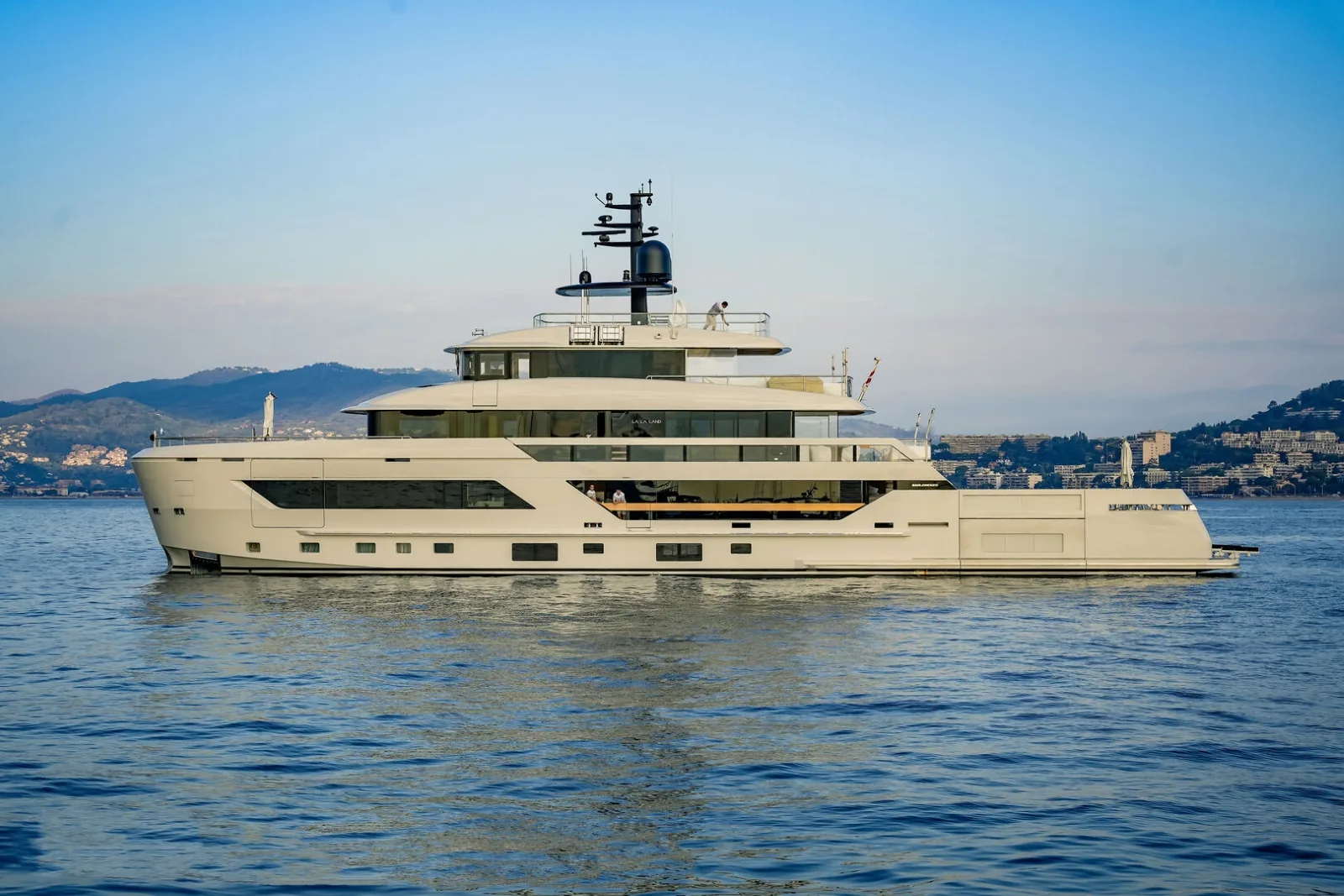 LA LA LAND - photo 9 location yacht Saint-Tropez
