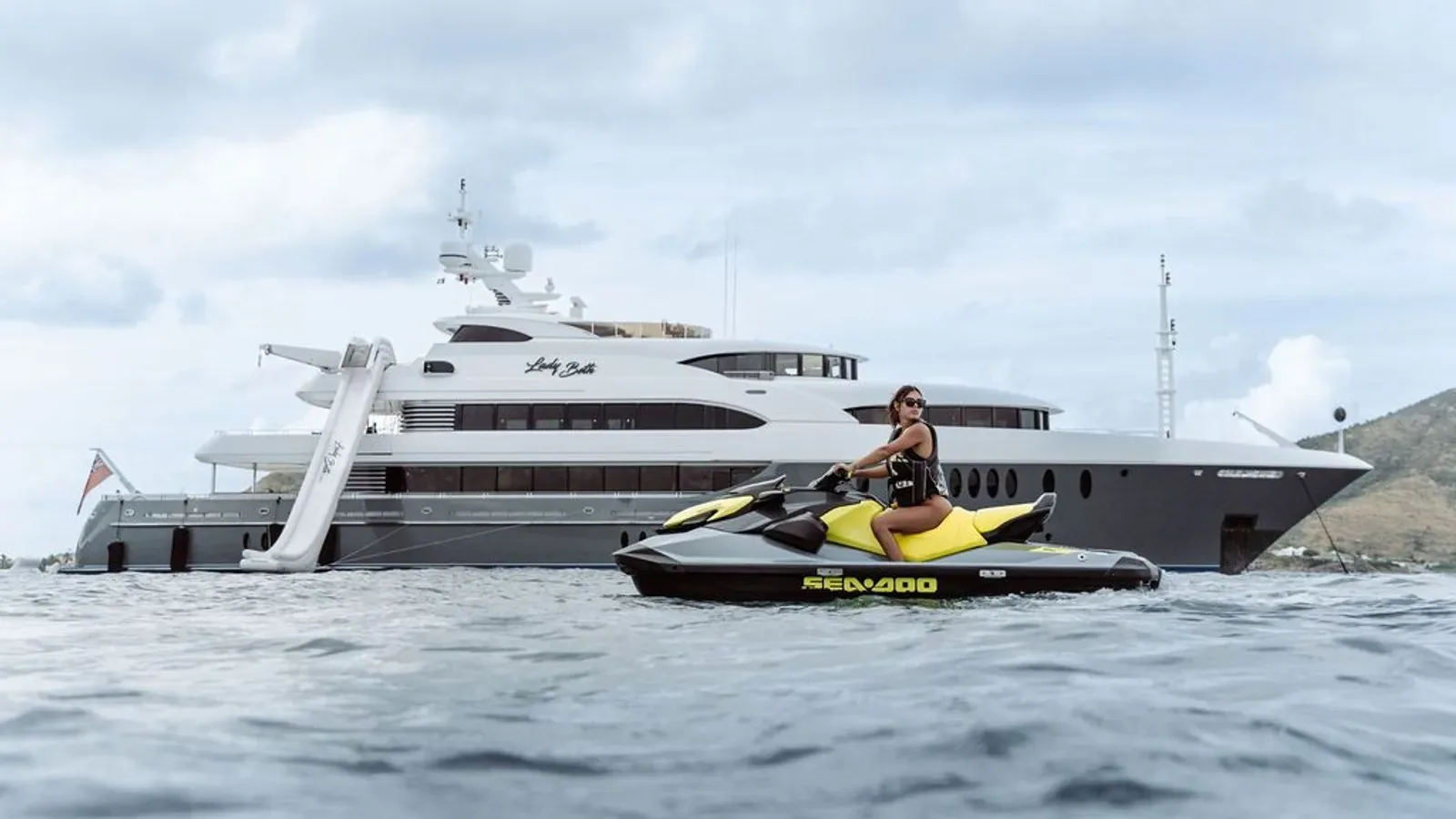 LADY BETH - photo 2 location yacht Saint-Tropez