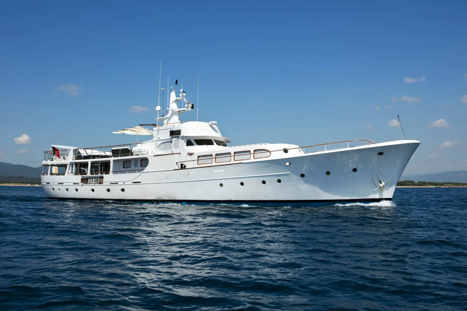 LADY JERSEY - photo 3 location yacht Saint-Tropez