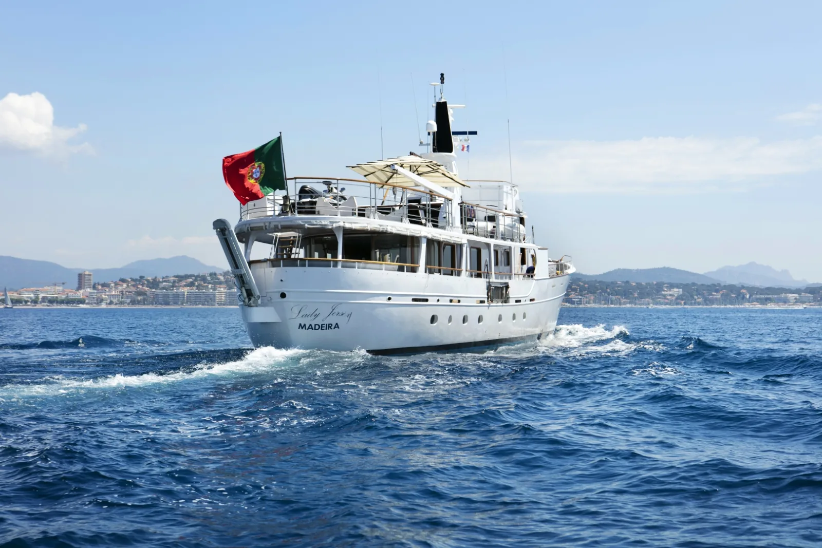 LADY JERSEY - photo 4 location yacht Saint-Tropez