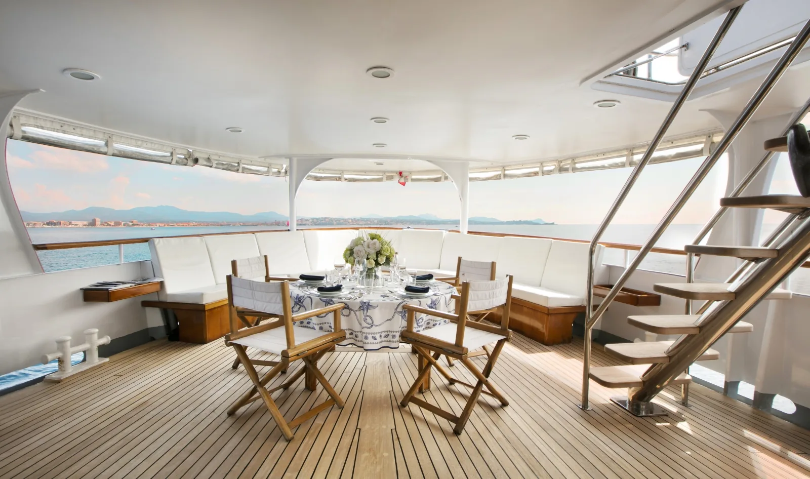 LADY JERSEY - photo 9 location yacht Saint-Tropez