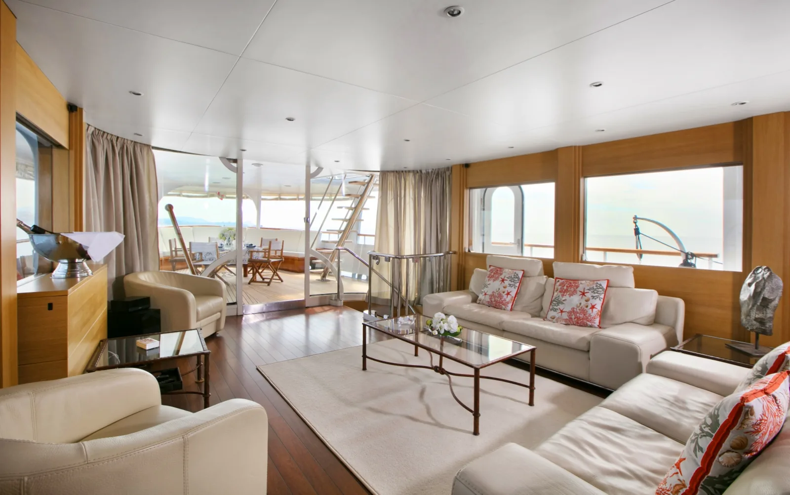 LADY JERSEY - photo 15 location yacht Saint-Tropez
