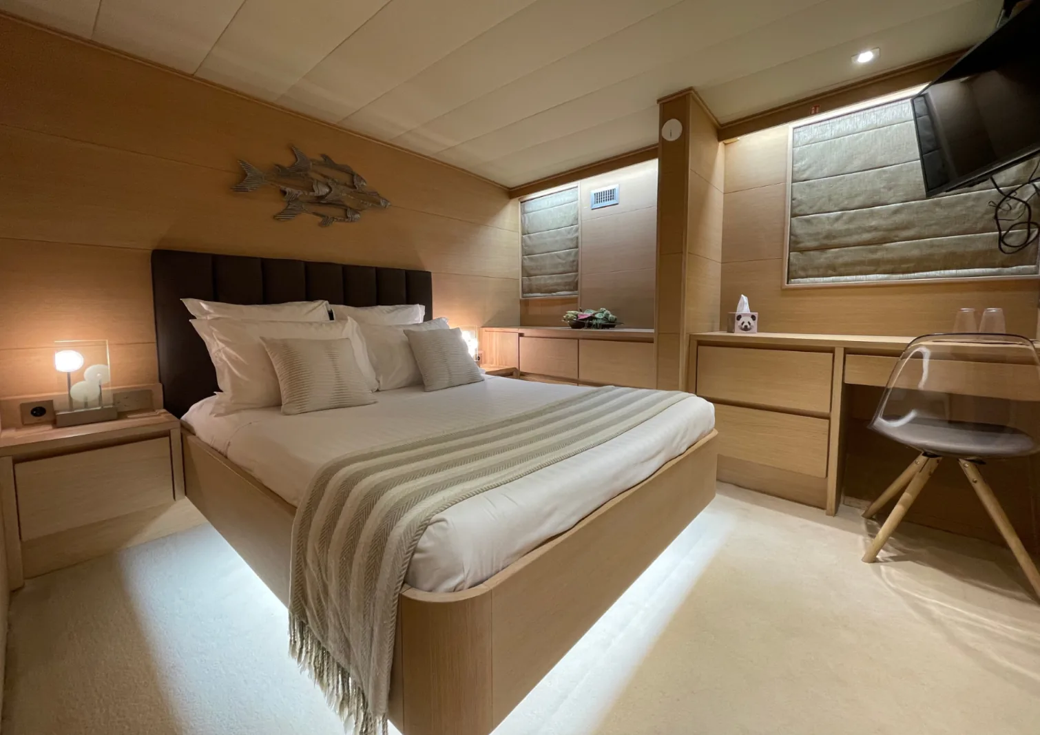 LADY JERSEY - photo 22 location yacht Saint-Tropez