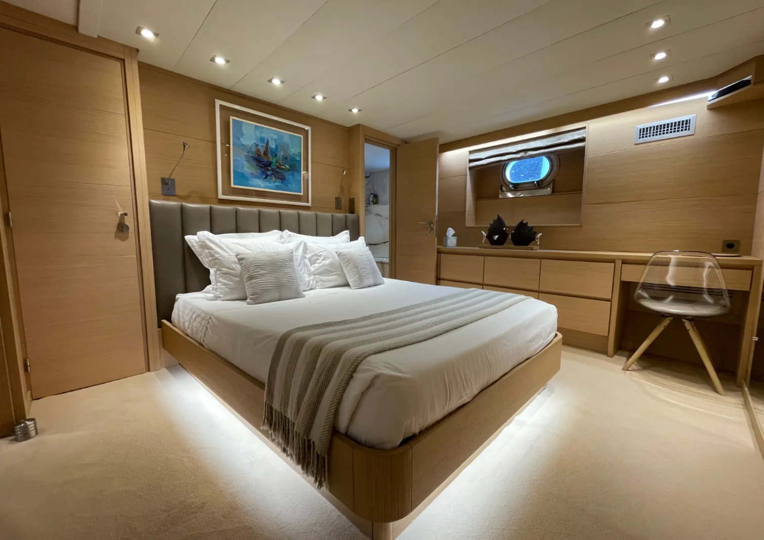 LADY JERSEY - photo 24 location yacht Saint-Tropez