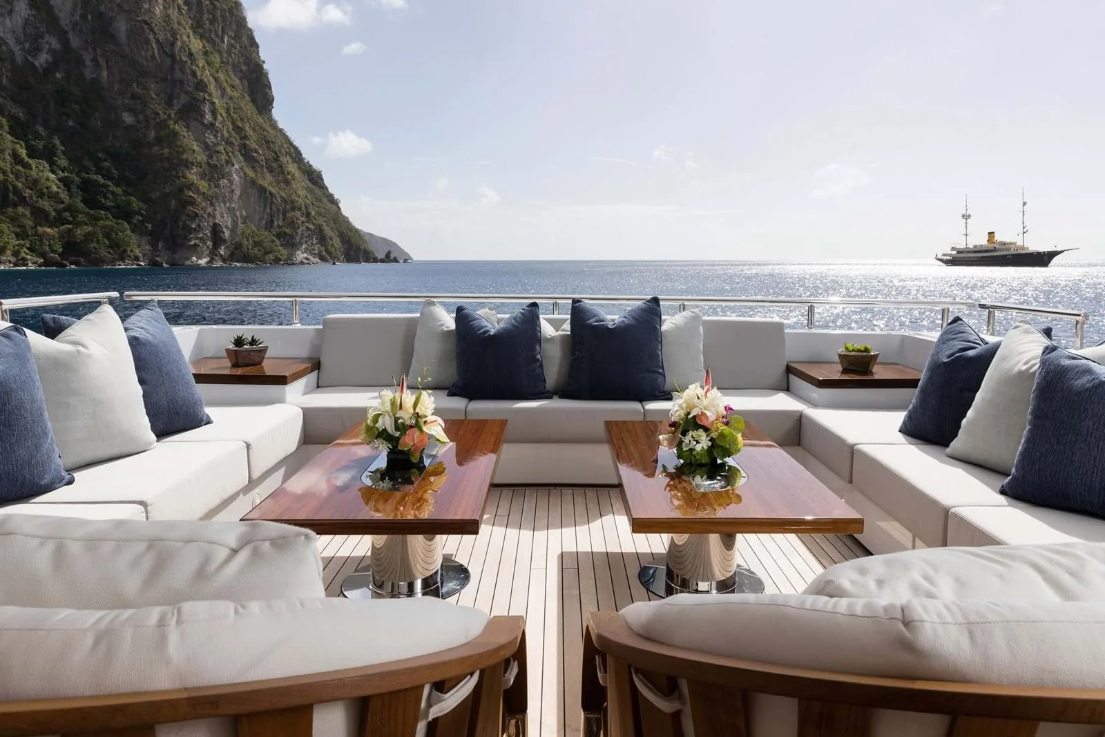 LAURENTIA - photo 17 location yacht Saint-Tropez