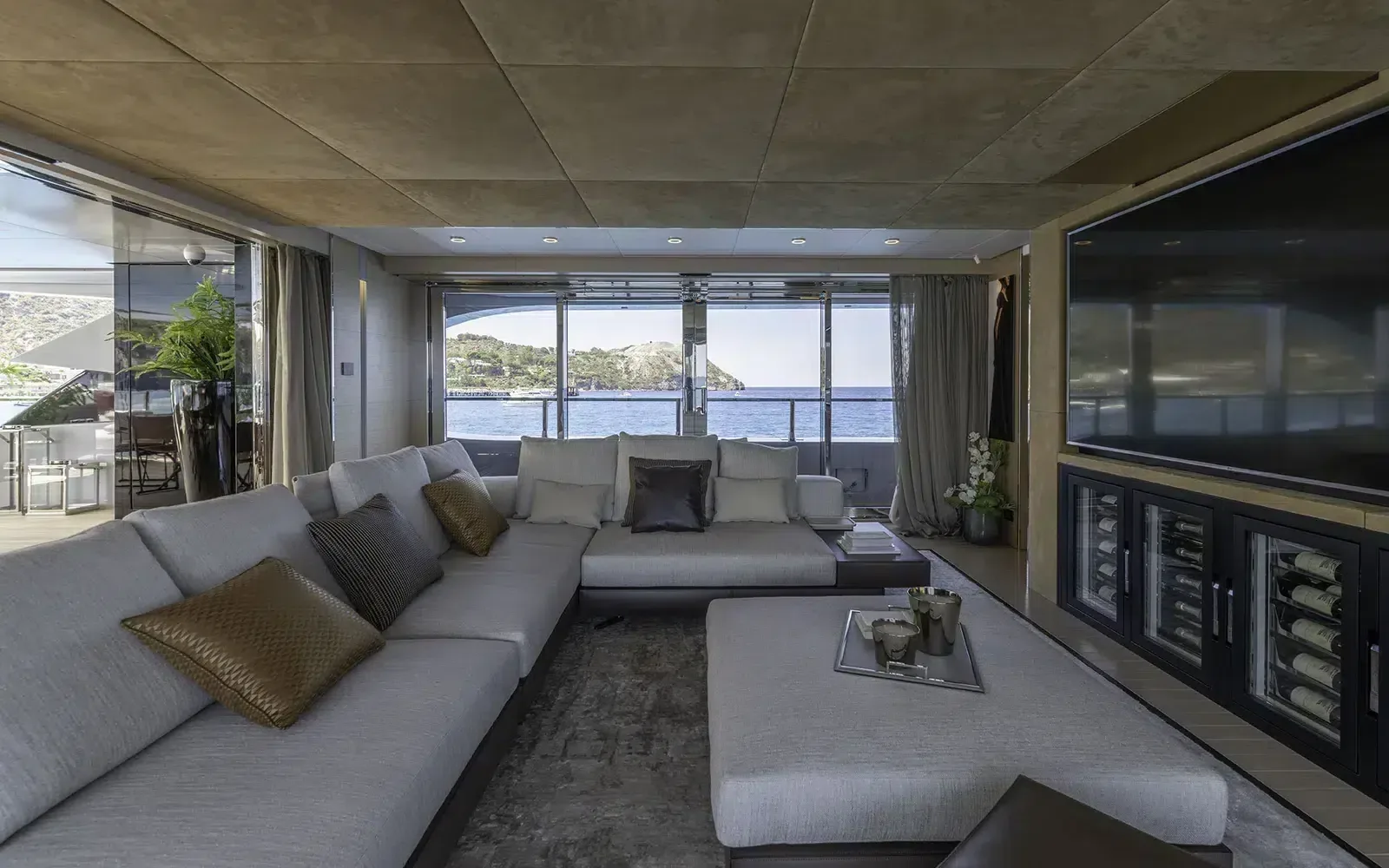 LEL - photo 14 location yacht Saint-Tropez